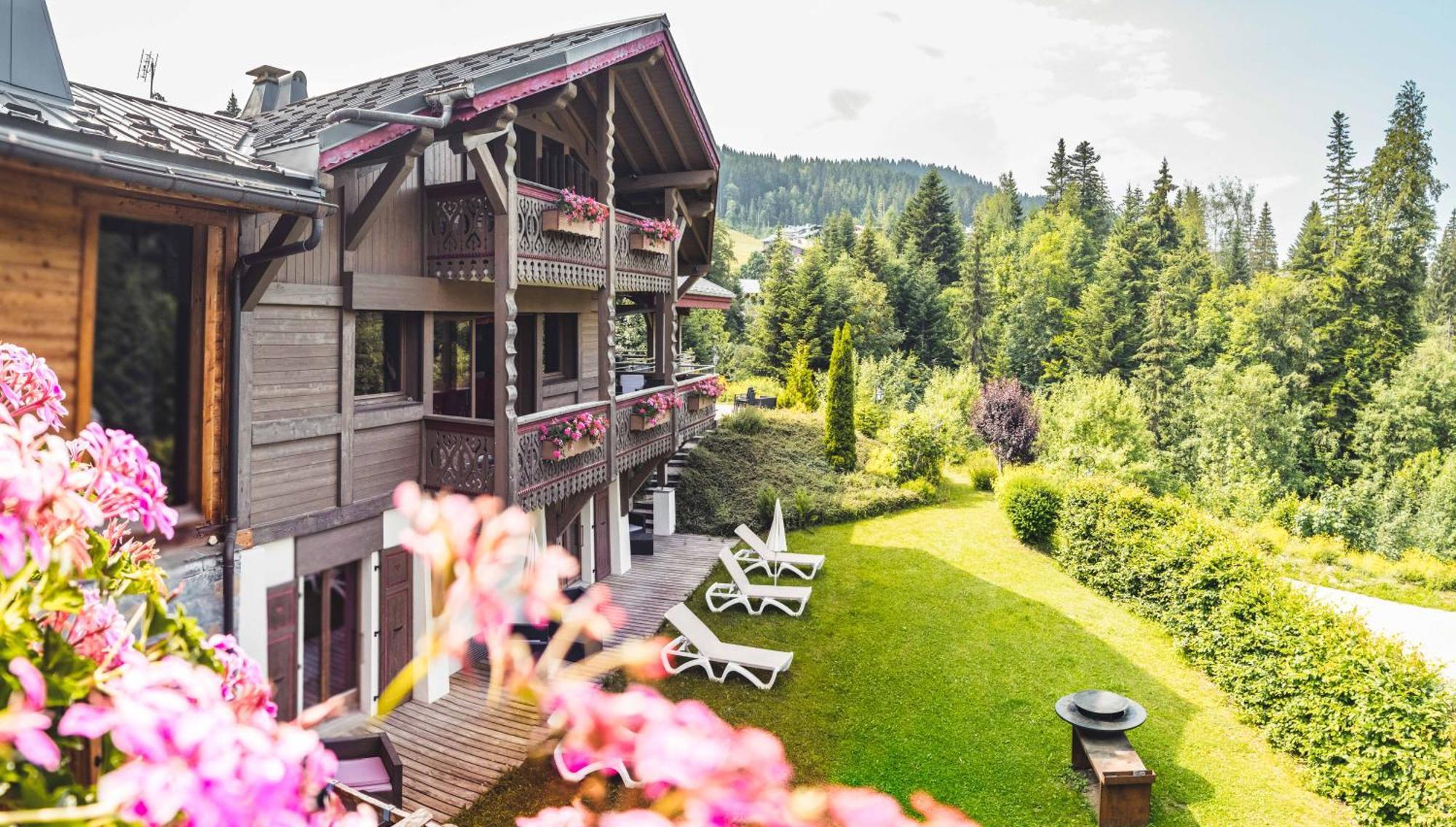 לה ג'ט Les Chalets D'Adelphine & Spa מראה חיצוני תמונה