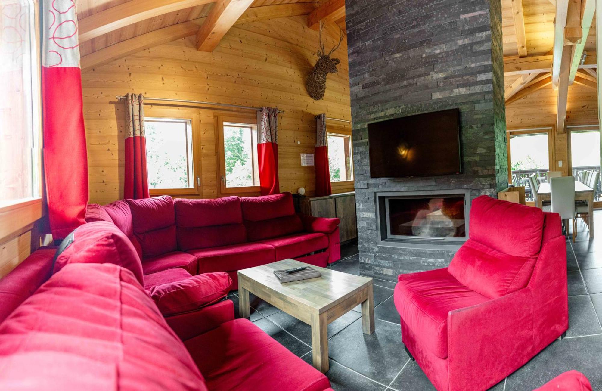 לה ג'ט Les Chalets D'Adelphine & Spa מראה חיצוני תמונה