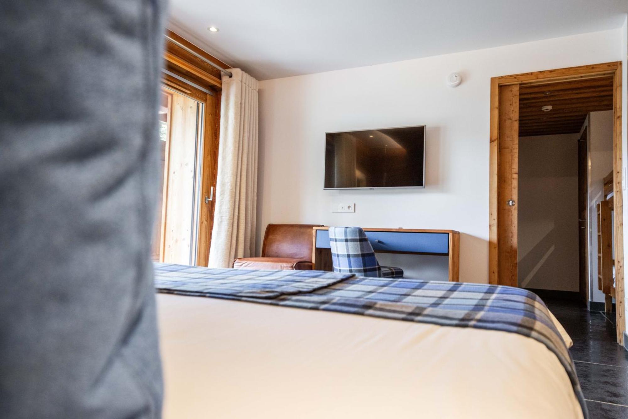 לה ג'ט Les Chalets D'Adelphine & Spa מראה חיצוני תמונה