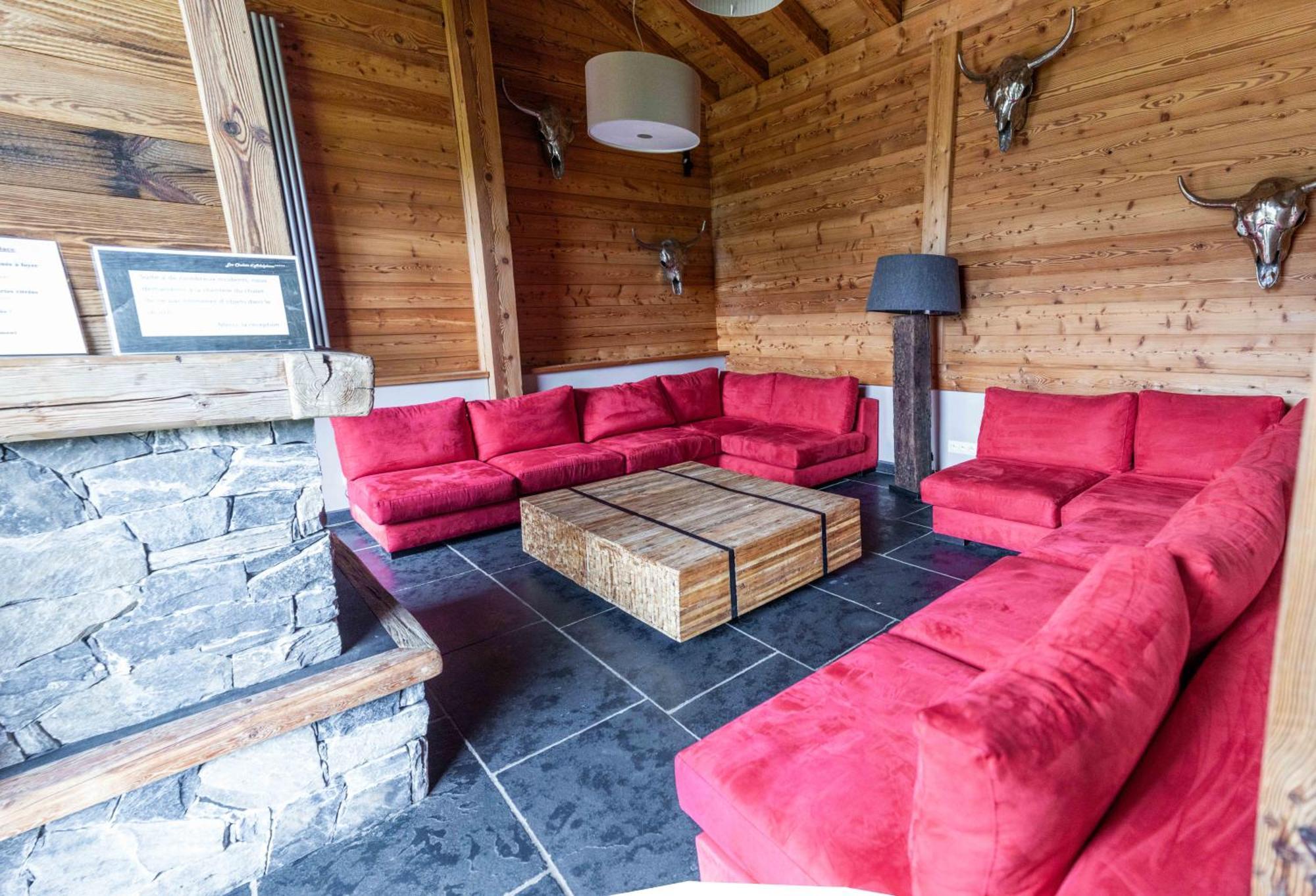לה ג'ט Les Chalets D'Adelphine & Spa מראה חיצוני תמונה