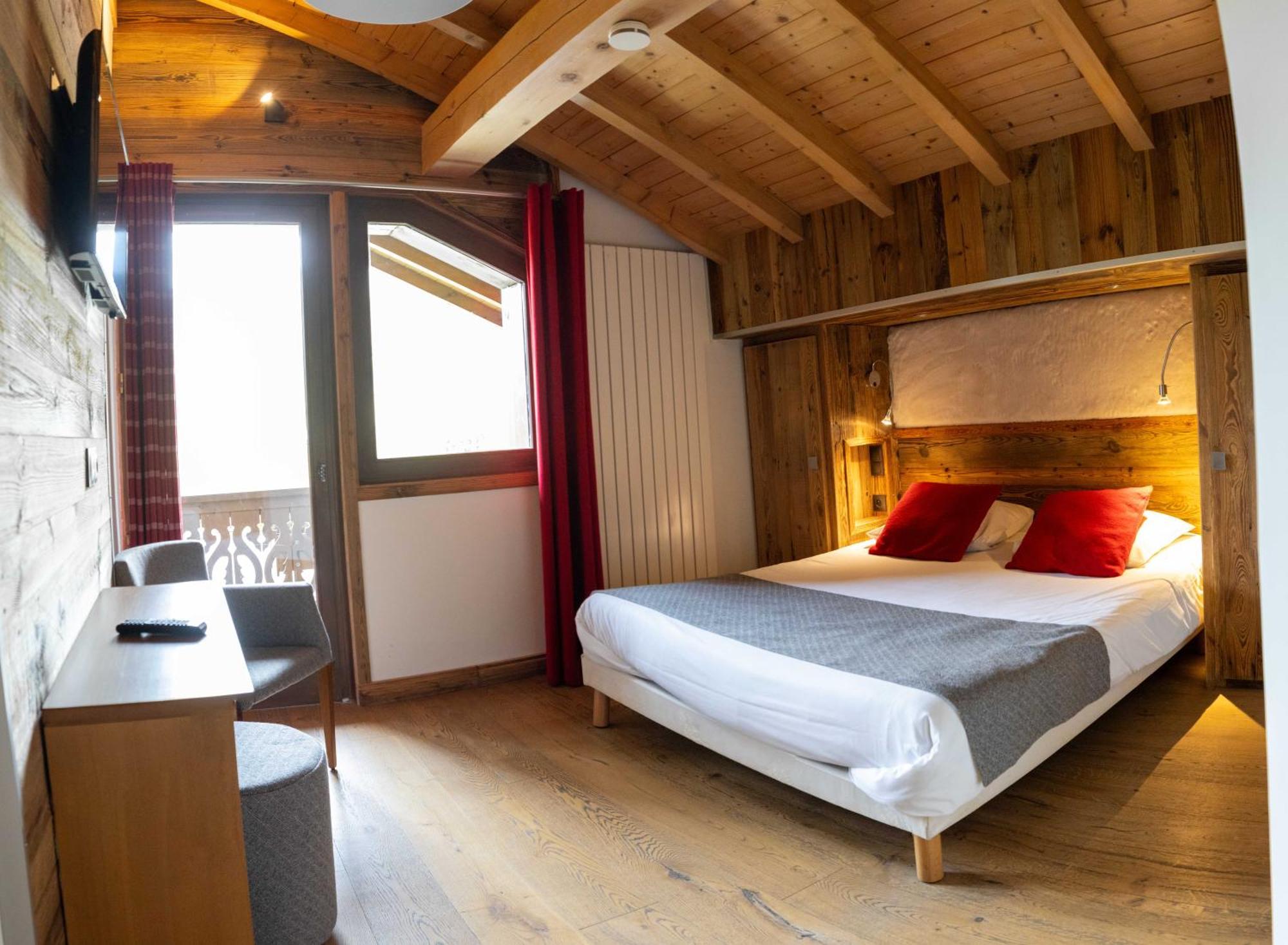 לה ג'ט Les Chalets D'Adelphine & Spa חדר תמונה
