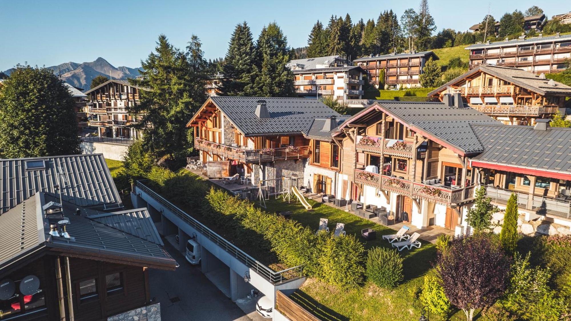 לה ג'ט Les Chalets D'Adelphine & Spa מראה חיצוני תמונה
